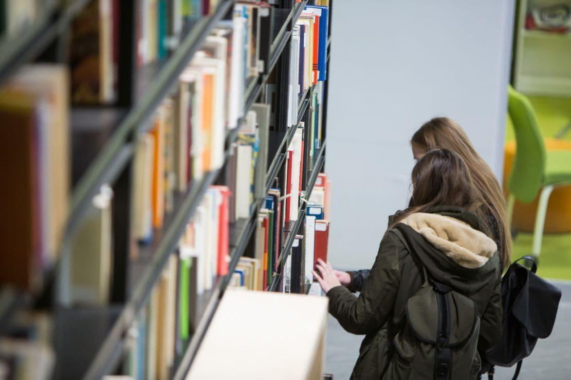 книги, библиотека