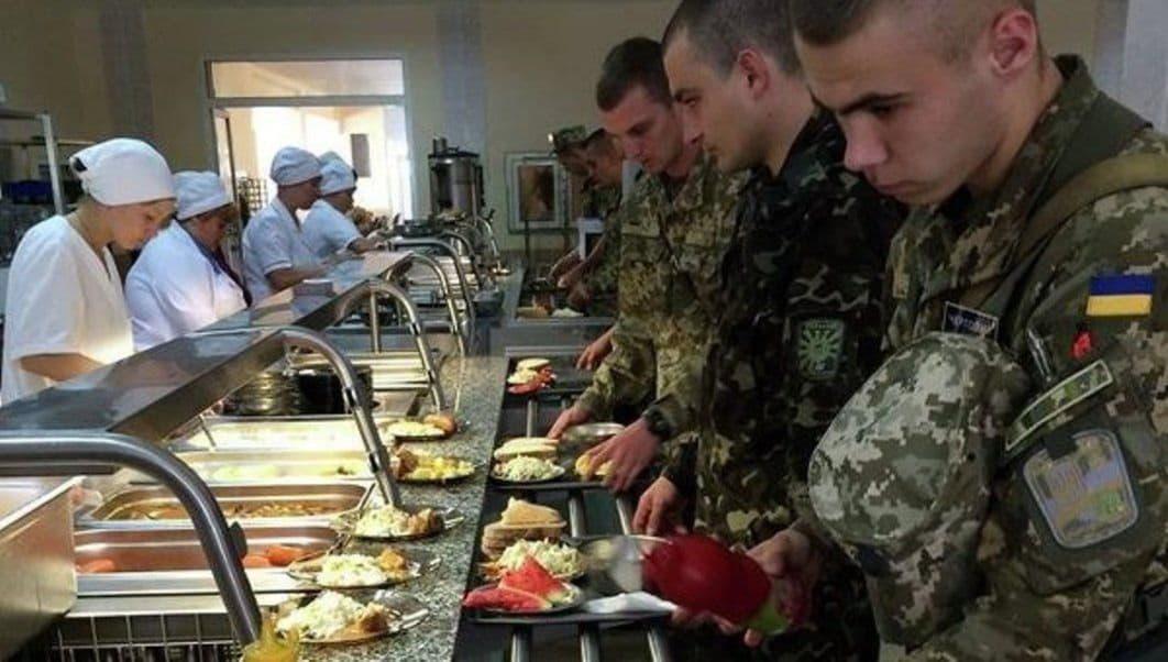 Столовая военные