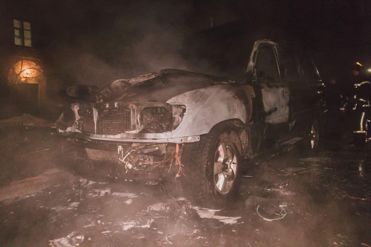 автомобиль, поджог
