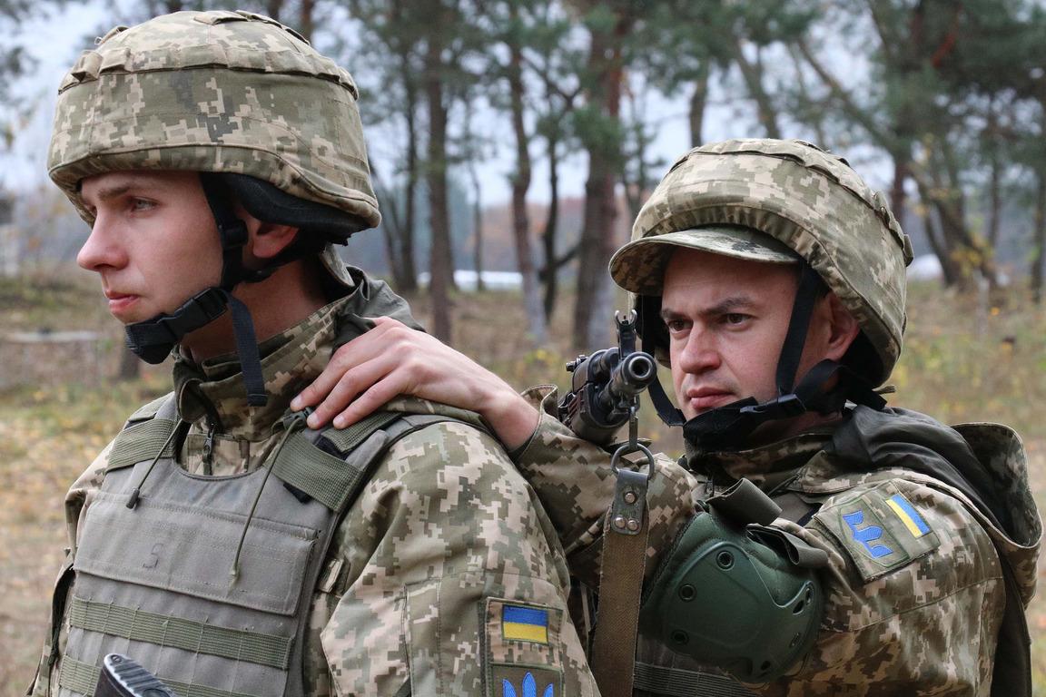 военные