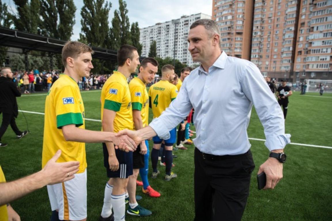 кличко, стадион