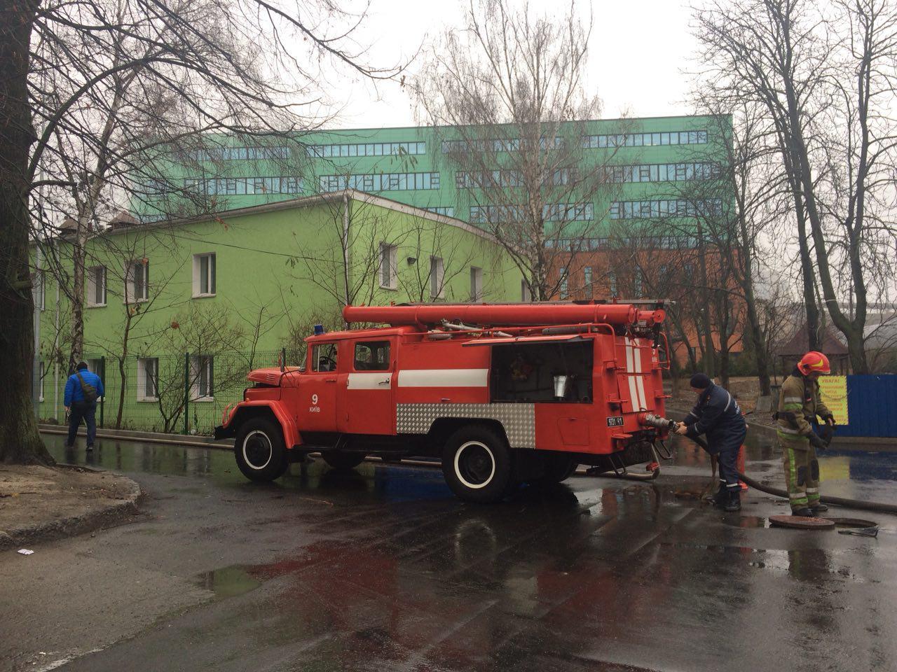 На улице Зоологической на территории института произошел пожар