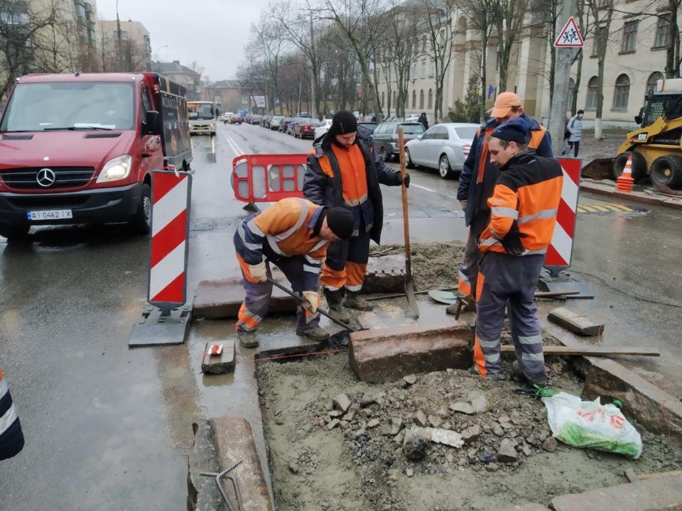 строительство островка безопасности