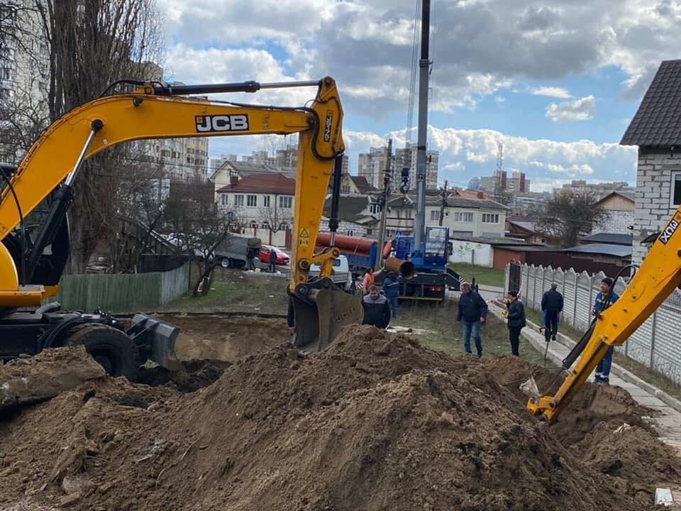 авария, водоканал, экскаватор, трактор
