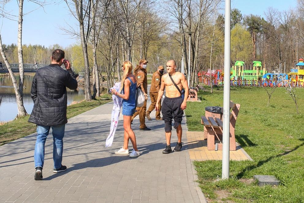 карантин, киев, люди, парк Победы