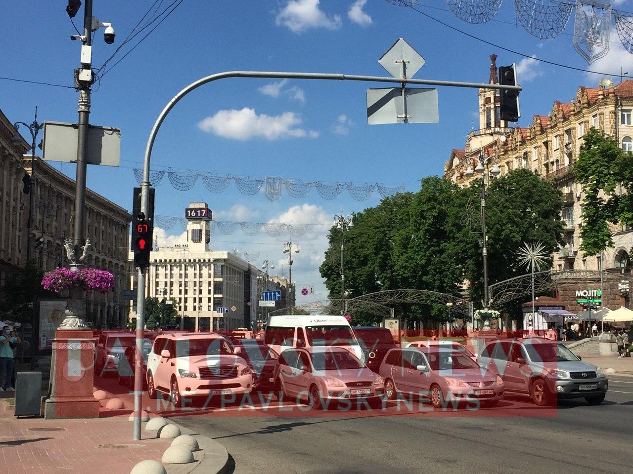 Центр міста паралізовано масштабними заторами – що відбувається