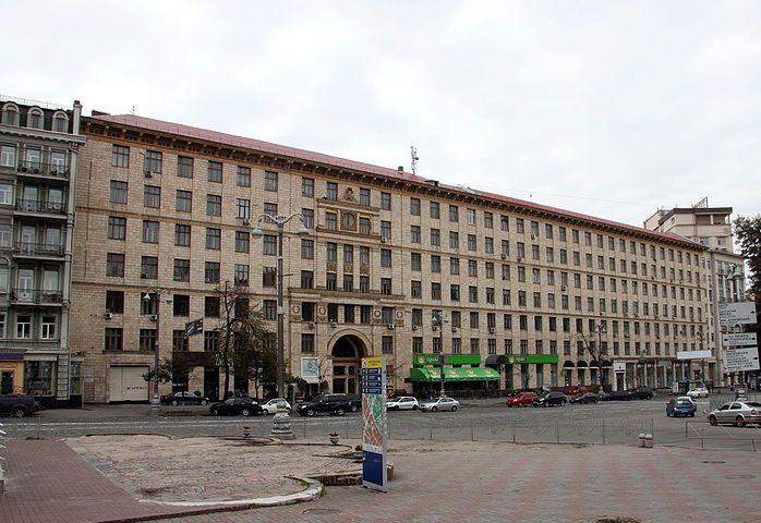 У Києві відкриють меморіальні дошки Василю Стусу та Івану Світличному