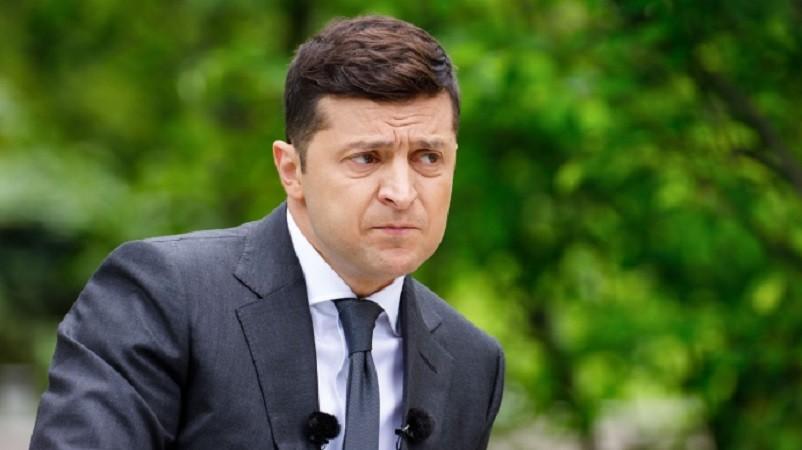 “Криворізька школа права”. Депутати просять скасувати інавгурацію Зеленського
