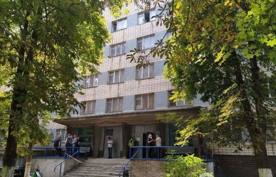 В гуртожитку київського вишу застрелився підполковник поліції – ЗМІ (ФОТО)