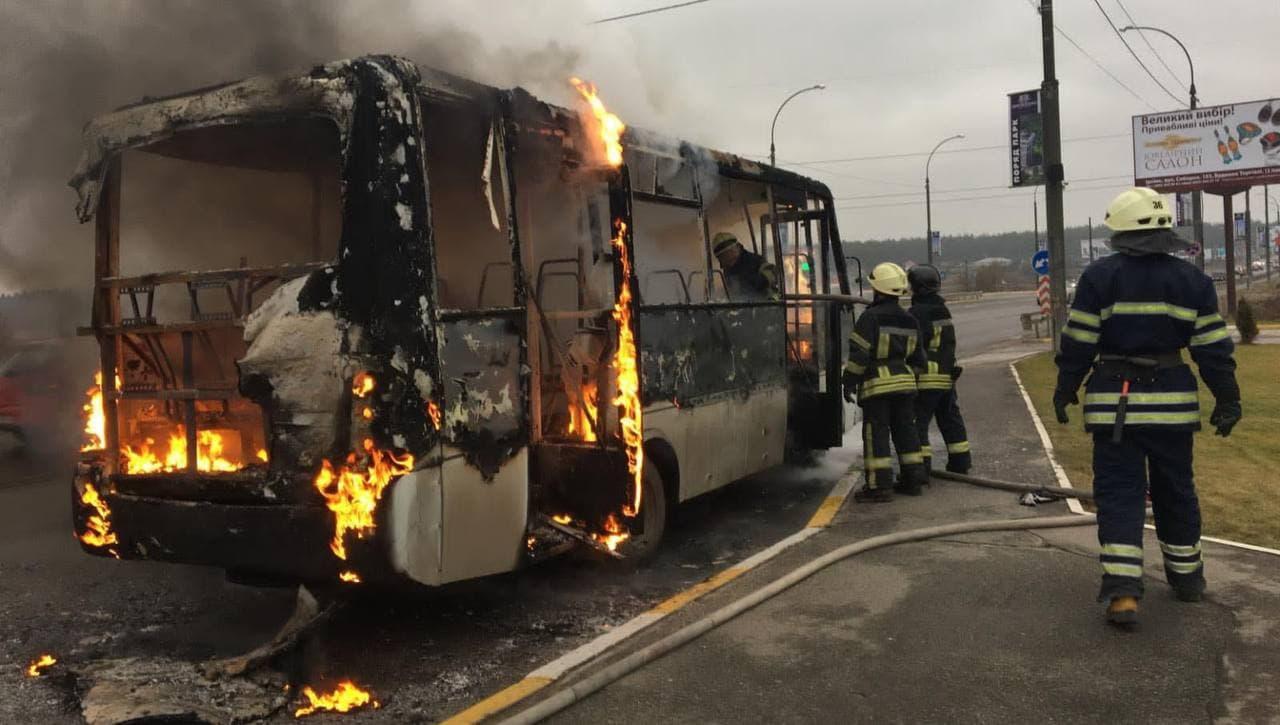 в ірпені згоріла маршрутка