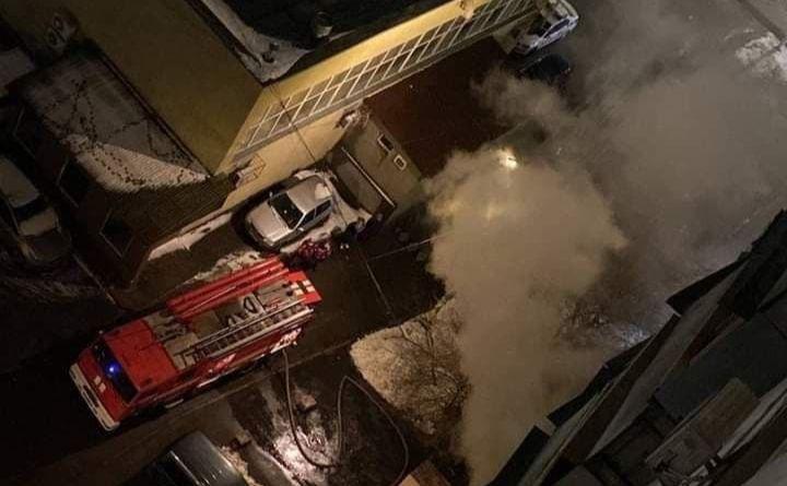 На Русанівці горіла квартира у 16-поверхівці