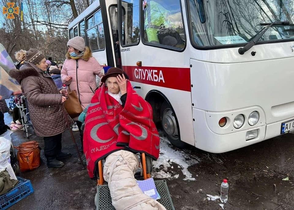 евакуація населення біженці