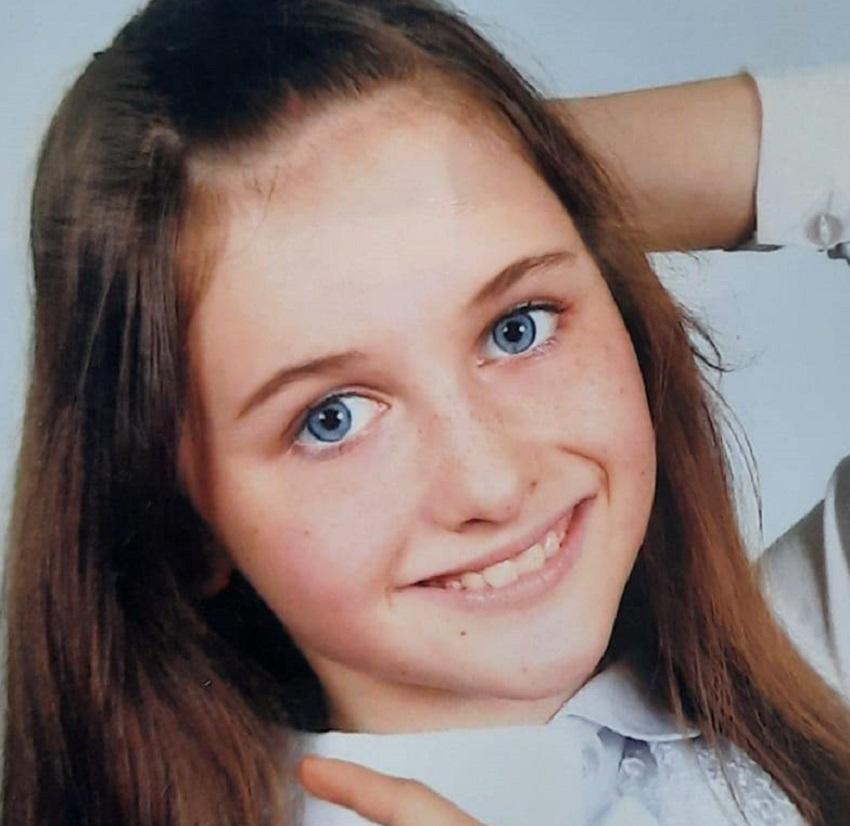 Пішла з дому та не повернулася: в Броварах шукають 16-річну дівчину