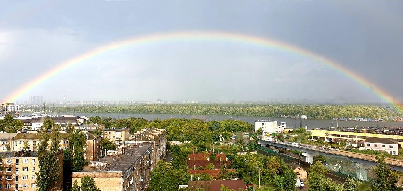 Веселка у києві