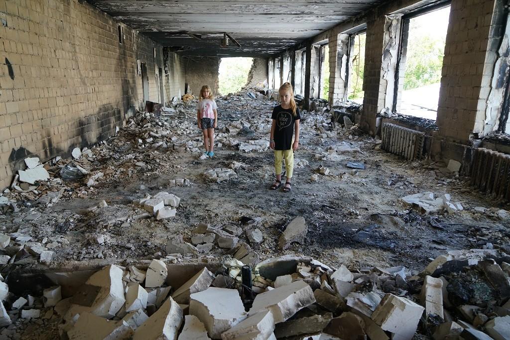 зруйнована бузівська школа
