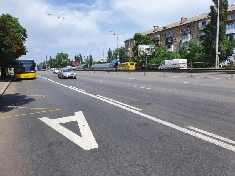 В Києві на трьох десятках вулиць з’являться смуги для громадського транспорту