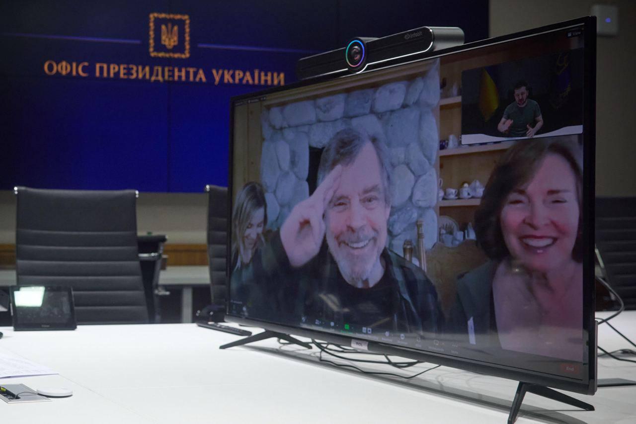Люк Скайвокер допоможе нам з дронами: легендарний актор Марк Гемілл став амбасадором UNITED24