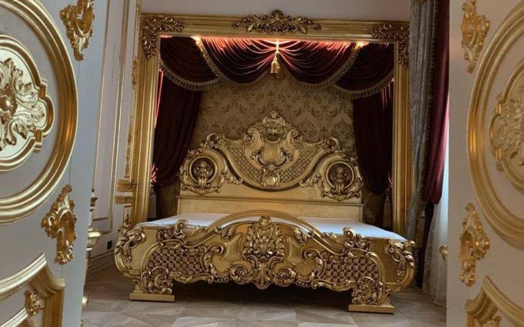 На столичному Подолі продають квартиру для тих, “хто мріє жити в музеї Пшонки”
