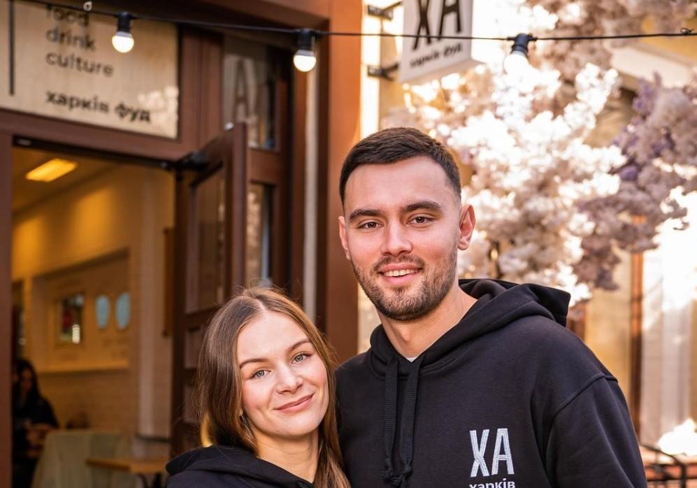 На Подолі відкрився третій заклад “ХА” з квадратною  піцою