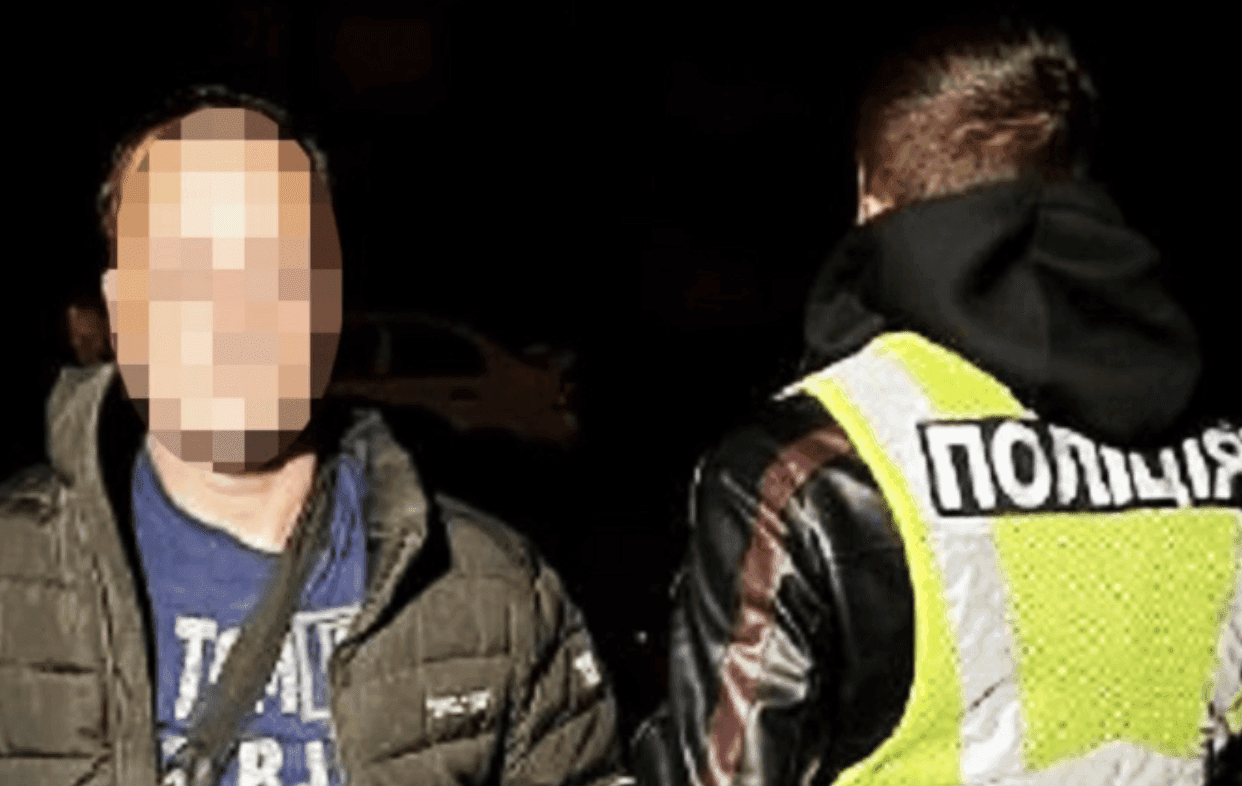 У Києві таксист з ножем напав на пасажирку