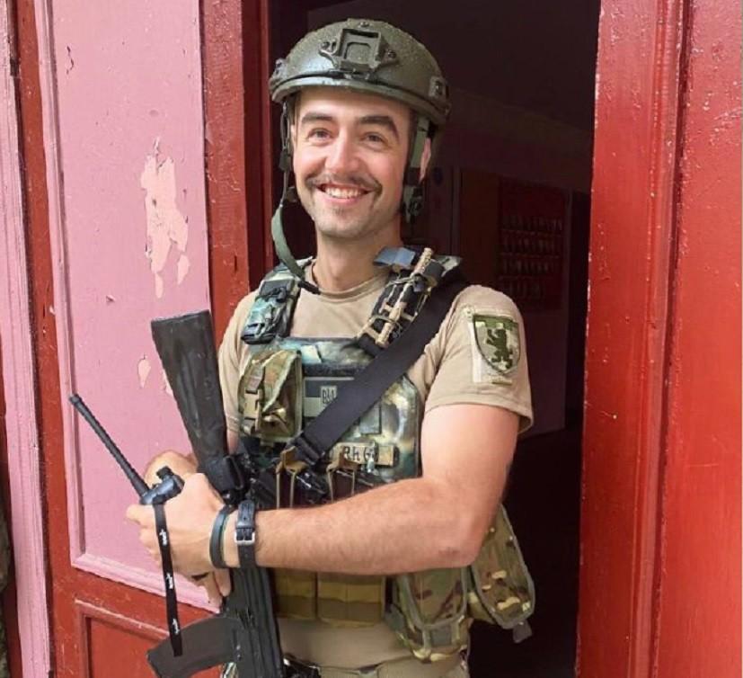 У Бучі попрощалися із загиблим на війні захисником Іллею Грабарем