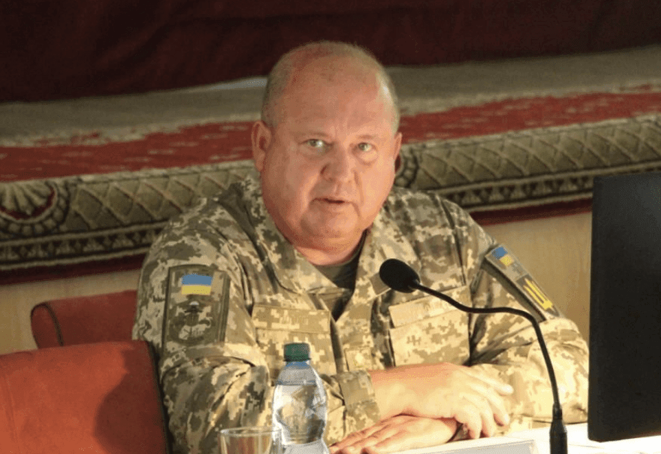 Нічна атака Росії на Київ: є влучання в адмінбудівлю в Голосіївському районі