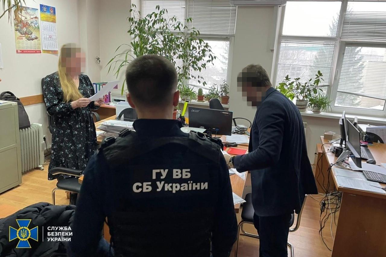 Закликала до капітуляції: в СБУ викрили любительку “руського міра”