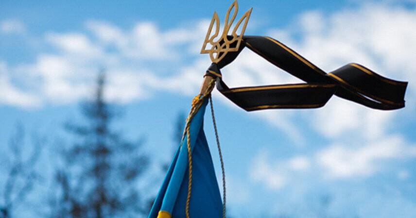 Скандал із відспівуванням бійців “Братства” набирає обертів