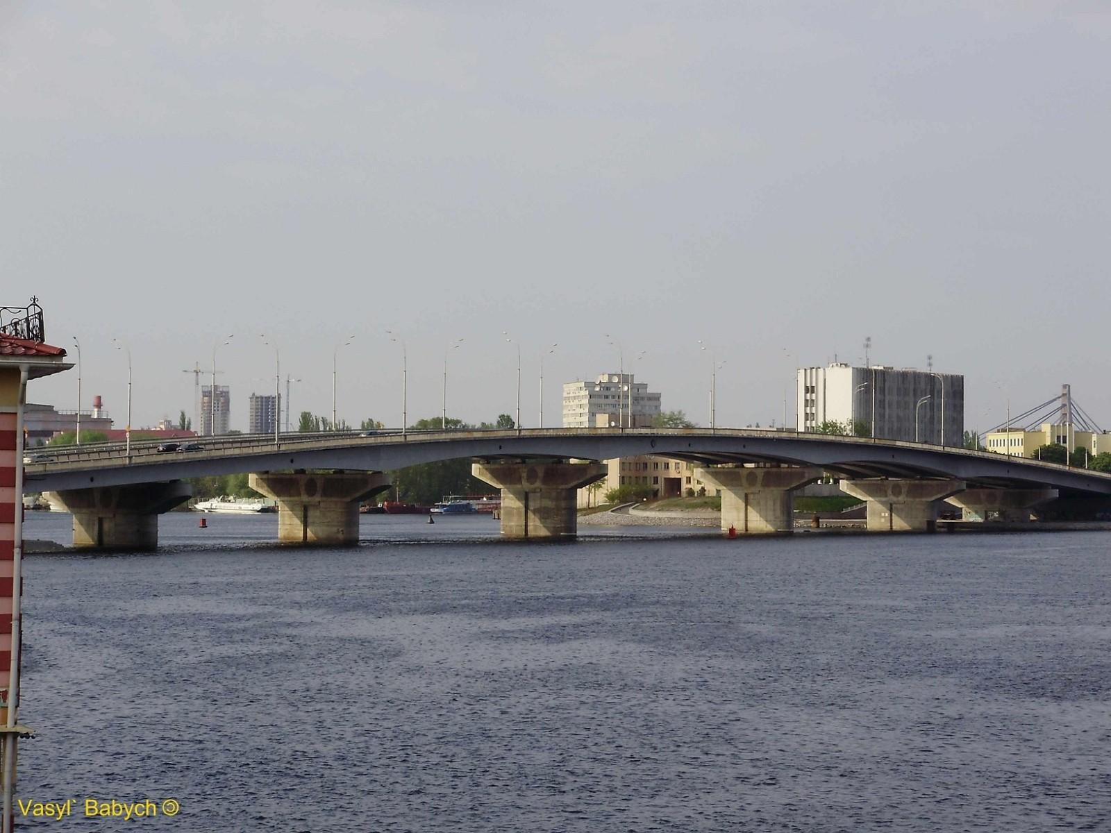 Гаванський міст відремонтували після падіння уламків ракети – коли відкриють рух