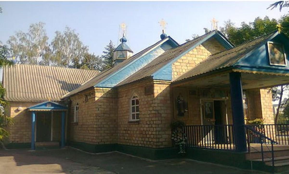 Перехід до ПЦУ церкви в Воронькові біля садиби Лебедя буде за твердого бажання попа, а люди не проти – місцевий депутат
