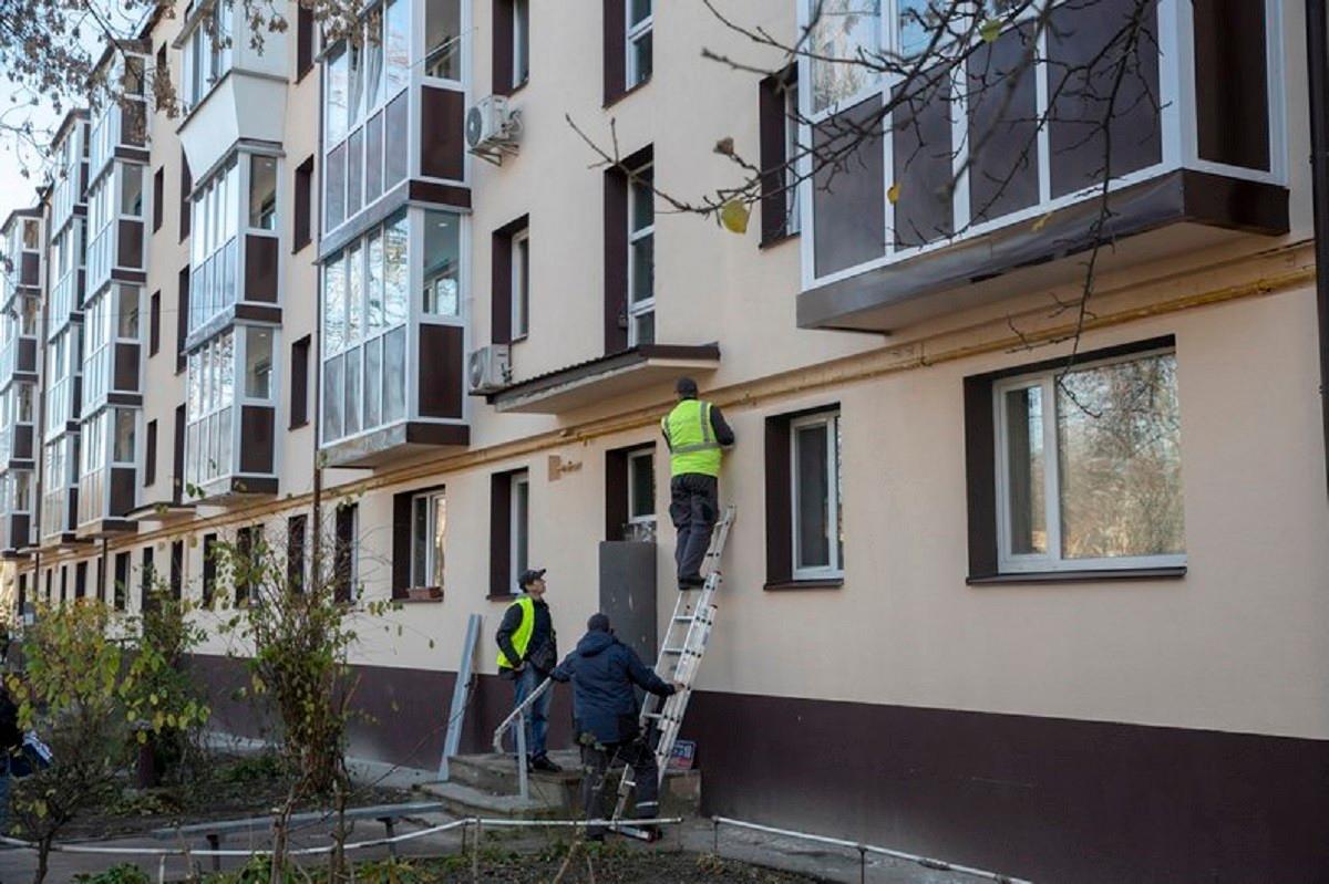 У суді вирішується спір щодо столичного забудовника, який відновлював понівечені обстрілами висотки
