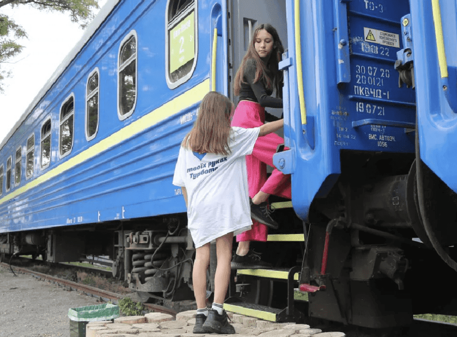 Пасажирок жіночих купе просять «не додавати пікантності» та дотримуватись спеціальних правил: що не можна робити у потязі