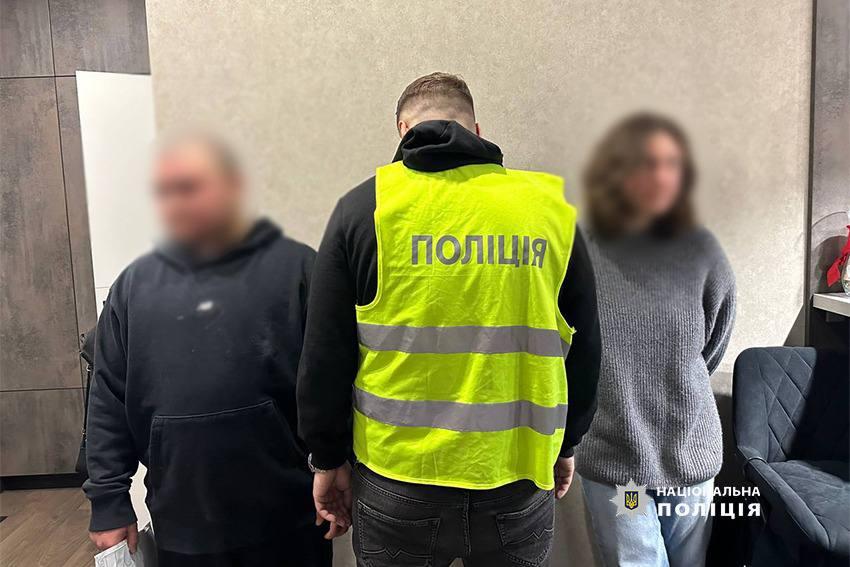 “Рабовласники” сучасного часу: кияни два роки утримували в неволі дівчину, змушуючи займатися проституцією