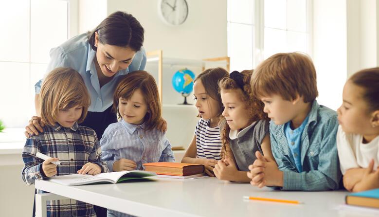 Школярам можуть урізати канікули і подовжити навчання через блекаути