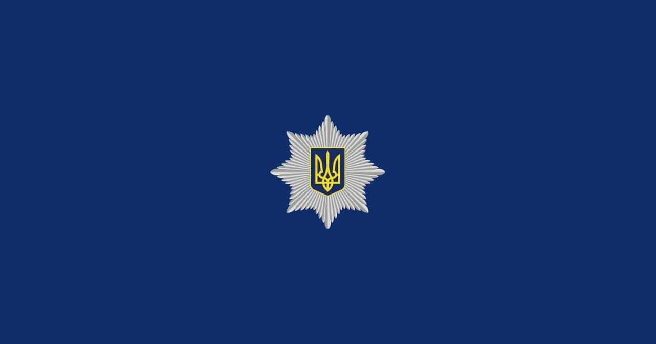 Поліцейський змушений був відкрити вогонь по нападнику