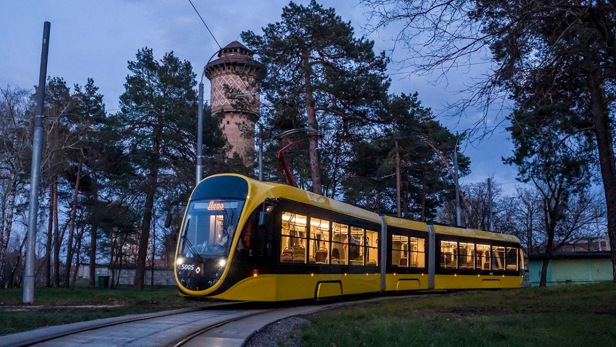 Закупка трамваїв Татра-Юг для столиці відкладається – що сталося