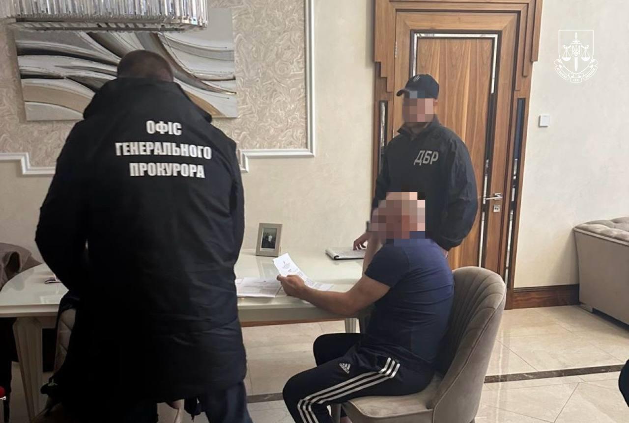 Втягнув в оборудки білорусів: ще один народний депутат отримав підозру у державній зраді