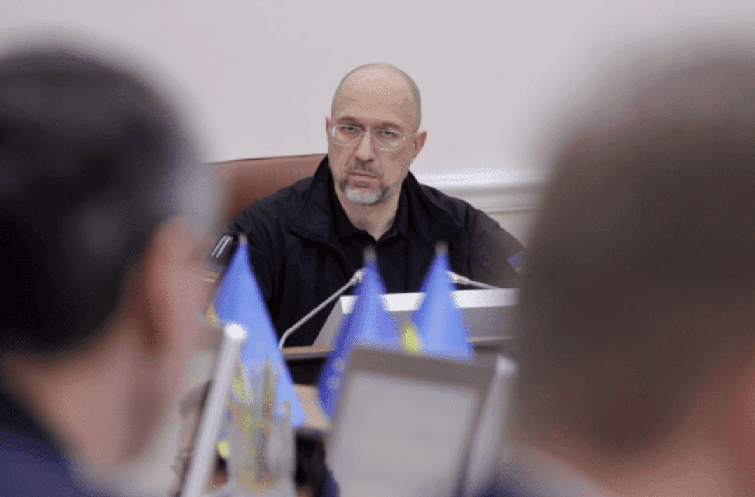 Повістки в першу чергу надсилають тим, хто не працює і не платить податки – Шмигаль