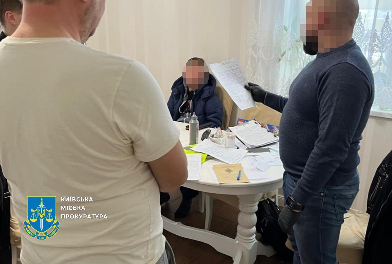 У Києві викрили шахраїв, які намагалися списати понад 13 млн грн з чужих рахунків