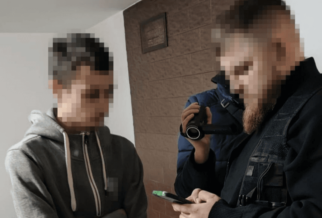 Затримані коригувальники, які наводили ворожі ракети на українські аеродроми та ППО