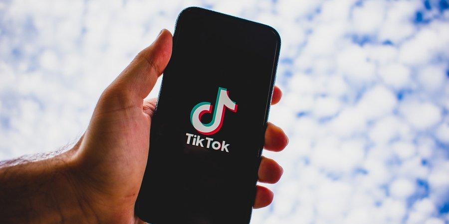 Велика Британія розслідує, як TikTok використовує персональні дані дітей