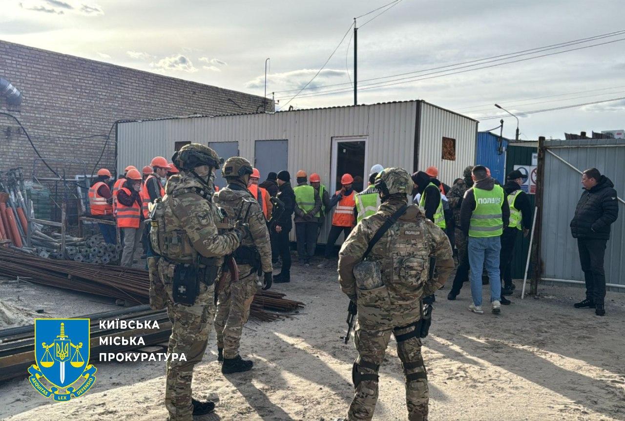На Київщині викрили «реабілітаційний центр», де алкозалежних змушували безоплатно працювати