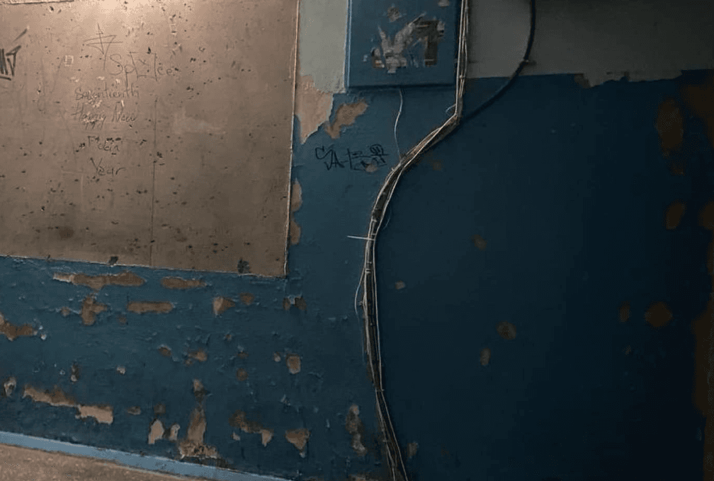 У низці будинків Дніпровського району відремонтували під’їзди після скарг містян