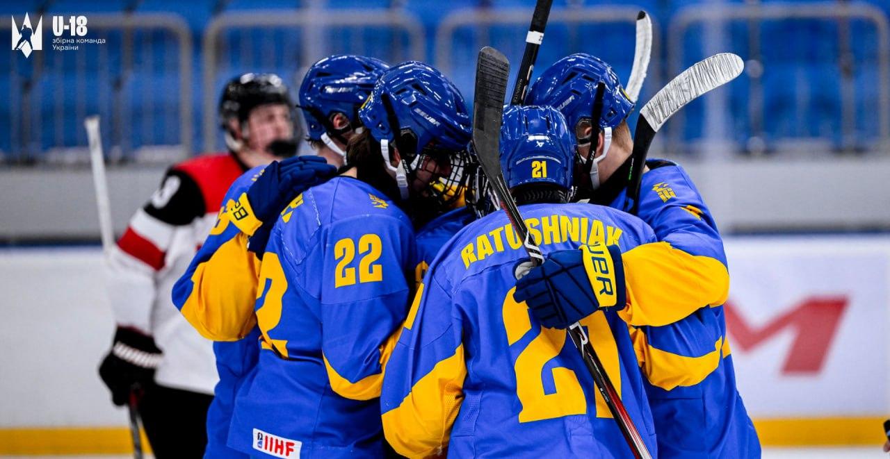 Юнацька збірна України з хокею перемогла на чемпіонаті світу