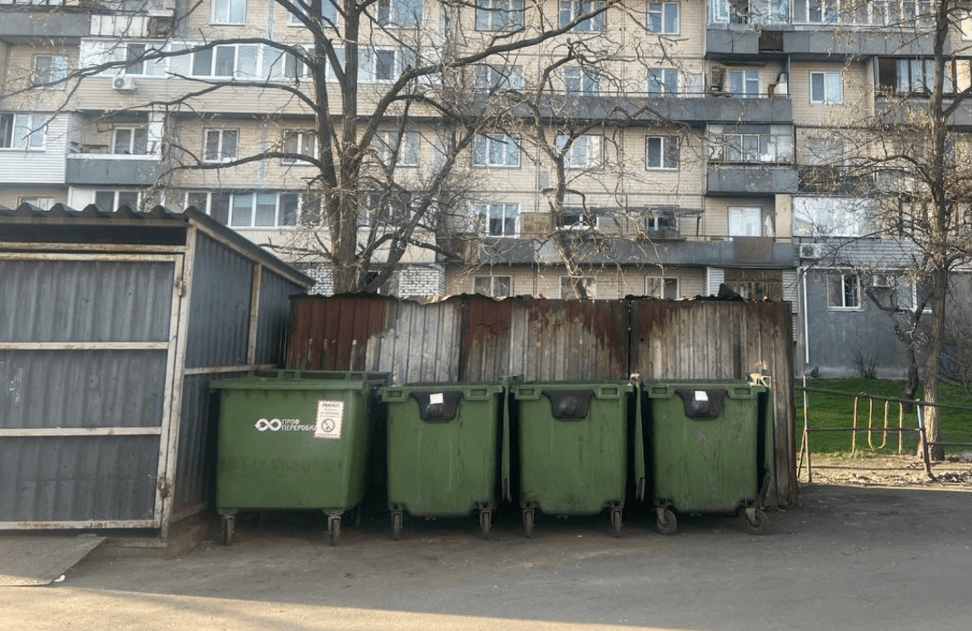Прибране сміття та нові зелені зони: як змінився Київ за останні тижні