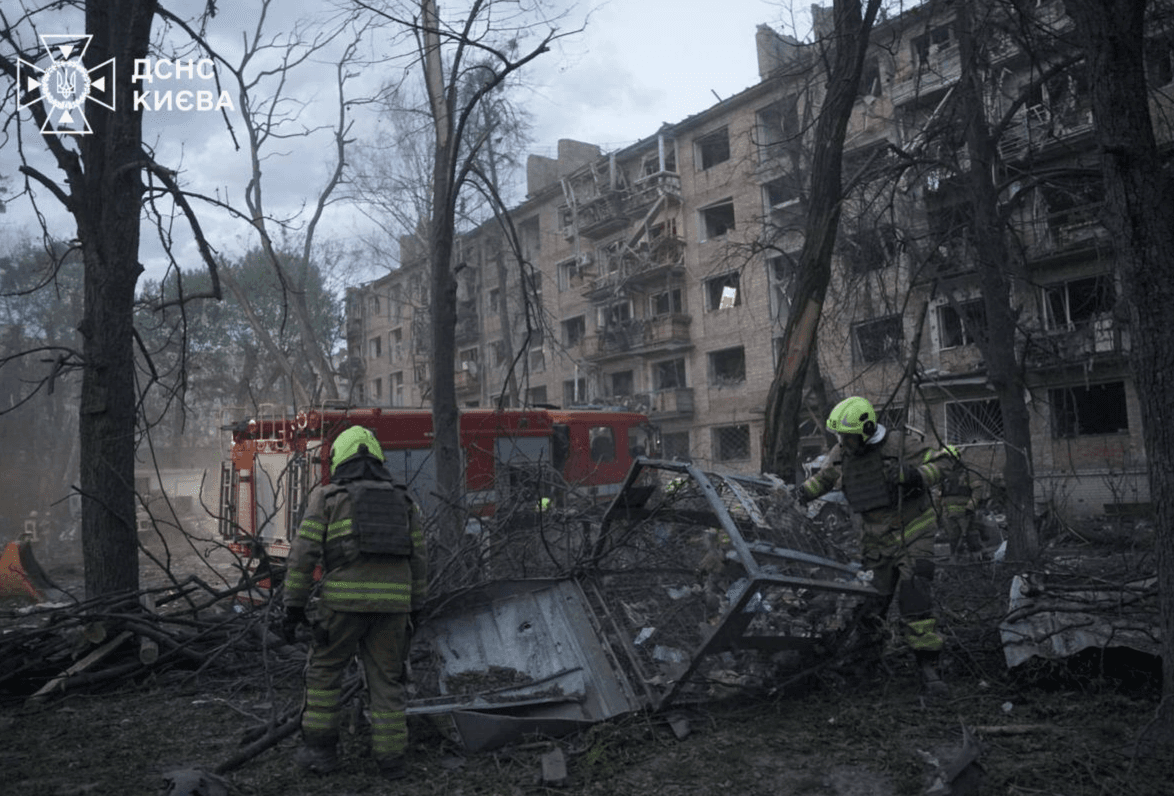 Атака на Україну: близько 40 осередків займання ліквідовували рятувальники в 9 регіонах