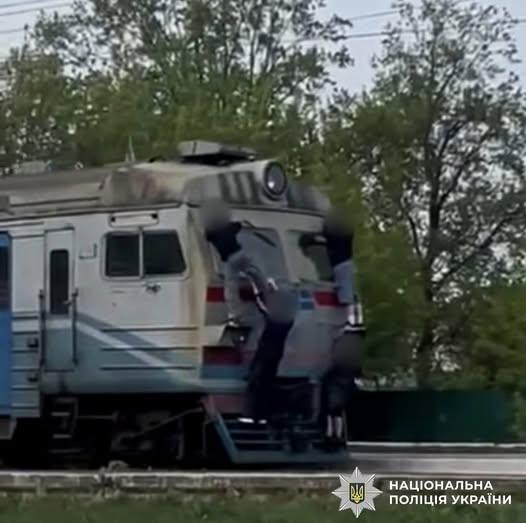 Поліція займається малолітніми зачеперами, які стали «зірками соцмереж»