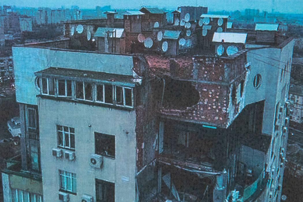 На Солом’янці відновили висотку, яка постраждала через російський обстріл