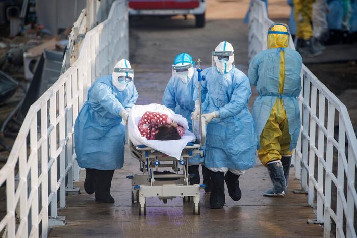 Китайці заявили, що вірус COVID-19 вперше з’явився в Америці, а не в Ухані