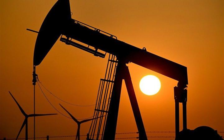 ЄС пропонує G7 знизити граничну ціну на російську нафту до $50 за барель, – Reuters
